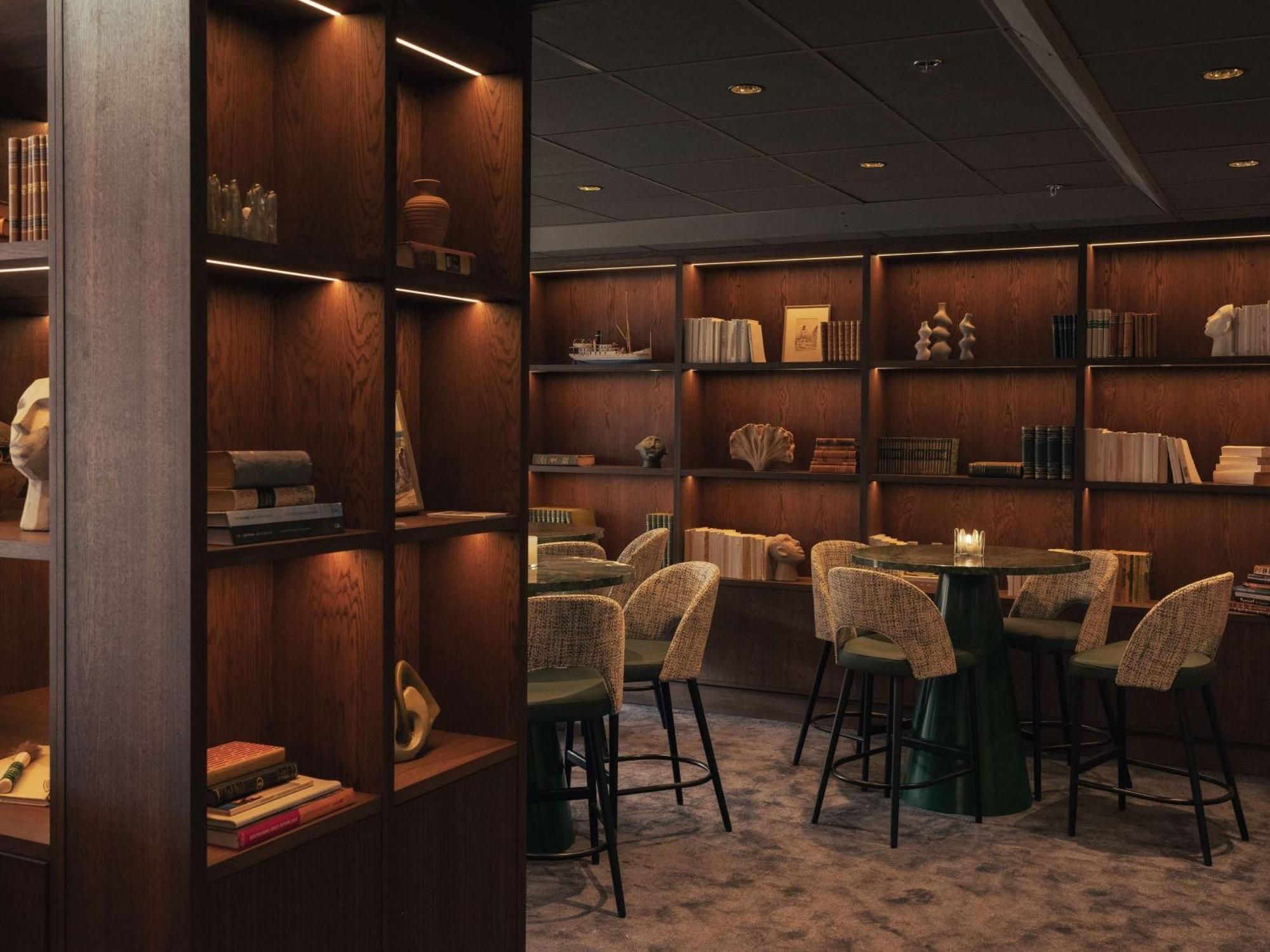 Best Western Plus John Bauer Hotel Йоншьопинг Екстериор снимка